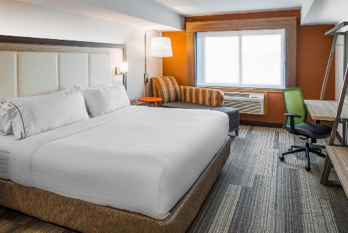 Holiday Inn Express & Suites S Lake Buena Vista image 21