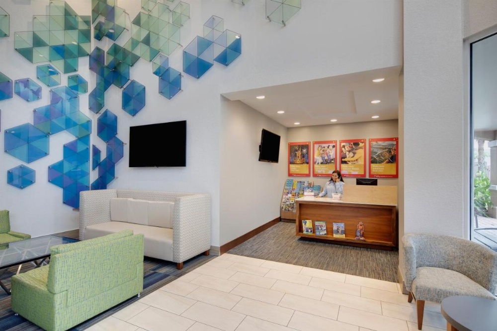 Holiday Inn Express & Suites S Lake Buena Vista Image 31